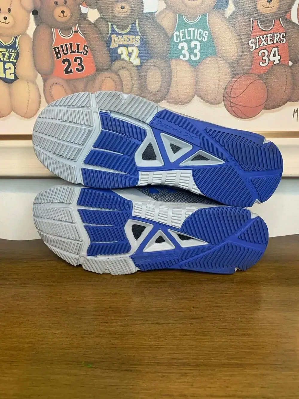 Reebok Athletic Work Shoes Composite Toe Women Size 7.5